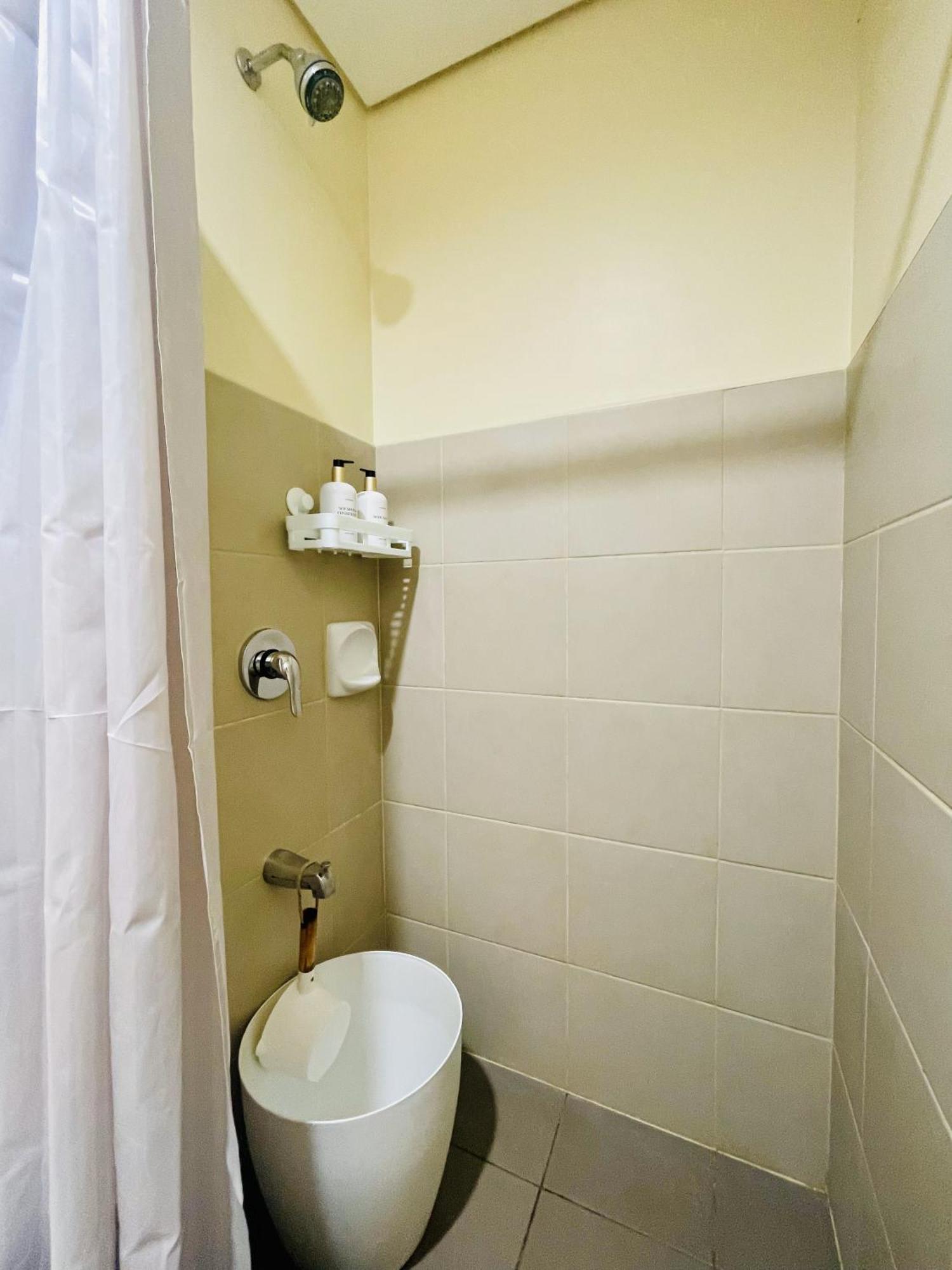 2-Bedroom Condo Unit With Balcony At Centrio Tower Beside Ayala Centrio Mall Downtown Cdo Cagayan de Oro Exterior foto