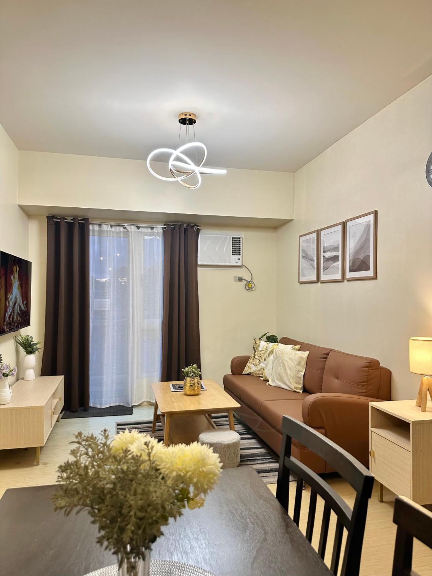 2-Bedroom Condo Unit With Balcony At Centrio Tower Beside Ayala Centrio Mall Downtown Cdo Cagayan de Oro Exterior foto